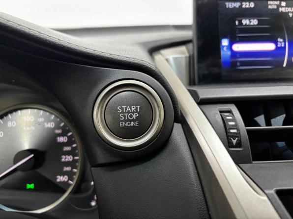 Lexus NX I с пробегом 2015 года, цена 2 295 000 рублей, 196547 км, внедорожник, Автокод Объявления