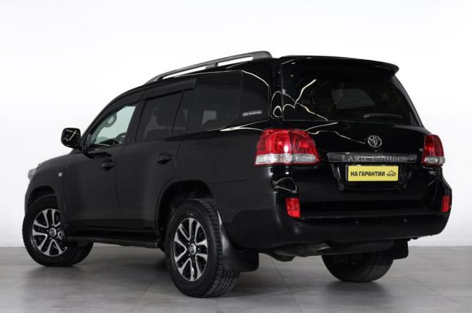 Toyota Land Cruiser 200 Series с пробегом 2011 года, цена 3 849 000 рублей, 282000 км, внедорожник, Автокод Объявления