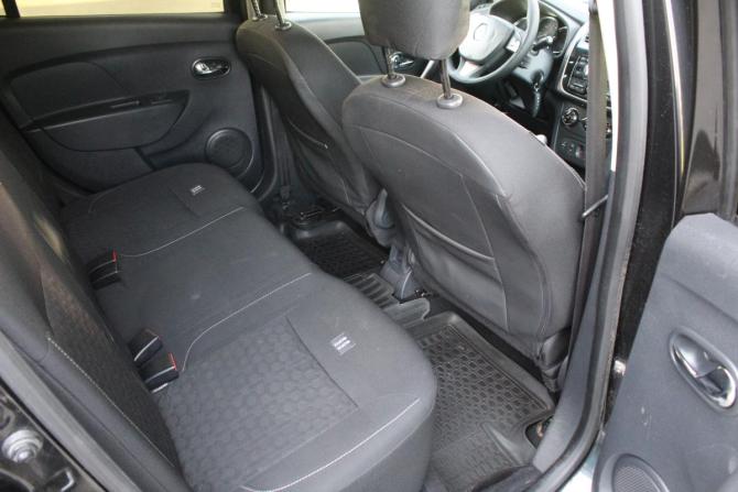 Renault Logan II с пробегом 2014 года, цена 645 000 рублей, 209740 км, седан, Автокод Объявления