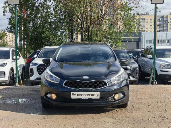 Kia Ceed II с пробегом 2013 года, цена 799 000 рублей, 214000 км, хэтчбек, Автокод Объявления