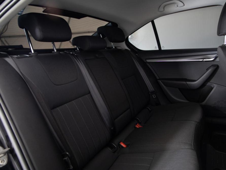 Skoda Octavia III (A7) Рестайлинг Санкт-Петербург  - изображение 15