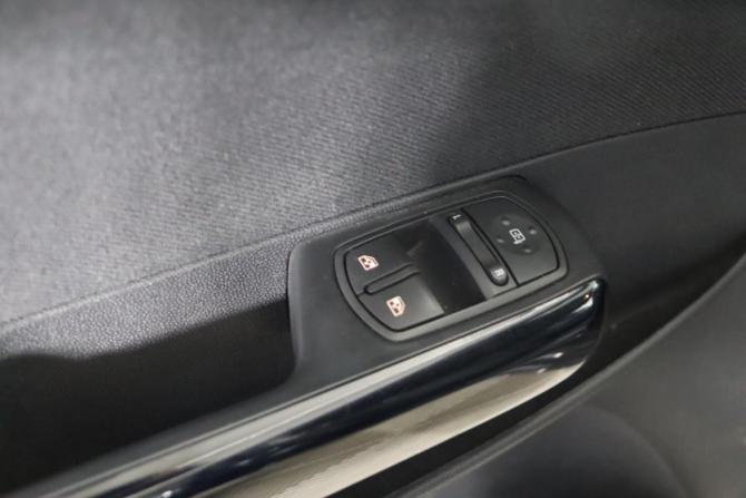 Opel Corsa D Рестайлинг II с пробегом 2012 года, цена 549 990 рублей, 134780 км, хэтчбек, Автокод Объявления