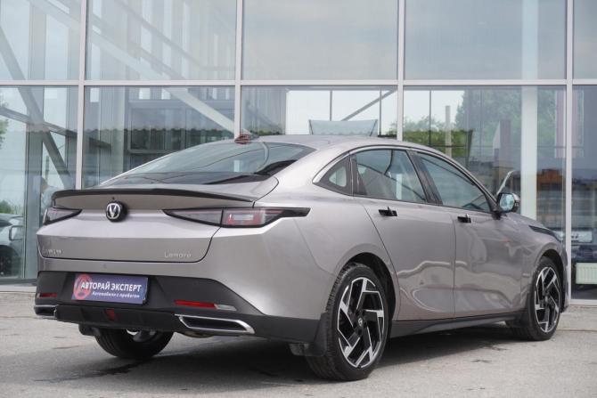 Changan Lamore с пробегом 2023 года, цена 2 400 000 рублей, 3882 км, седан, Автокод Объявления