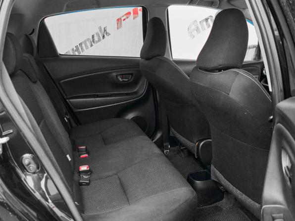Toyota Vitz III (XP130) Рестайлинг с пробегом 2018 года, цена 1 050 000 рублей, 110957 км, хэтчбек, Автокод Объявления