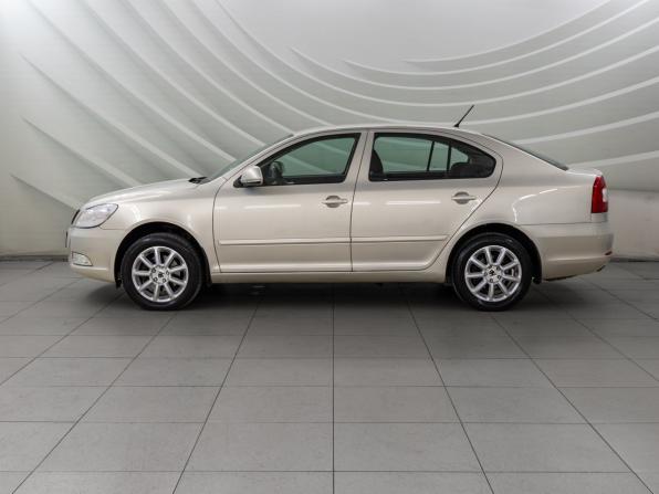 Skoda Octavia II (A5) Рестайлинг с пробегом 2012 года, цена 1 048 000 рублей, 179665 км, лифтбек, Автокод Объявления