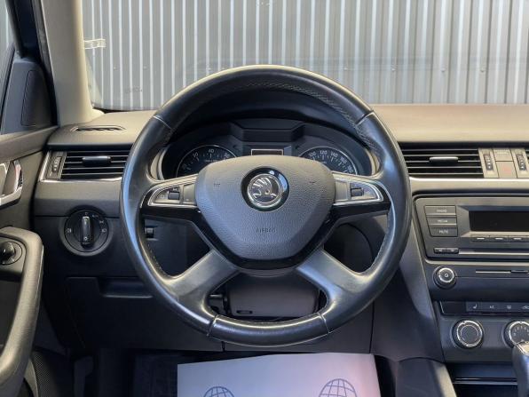 Skoda Octavia III (A7) с пробегом 2014 года, цена 1 087 000 рублей, 175121 км, лифтбек, Автокод Объявления