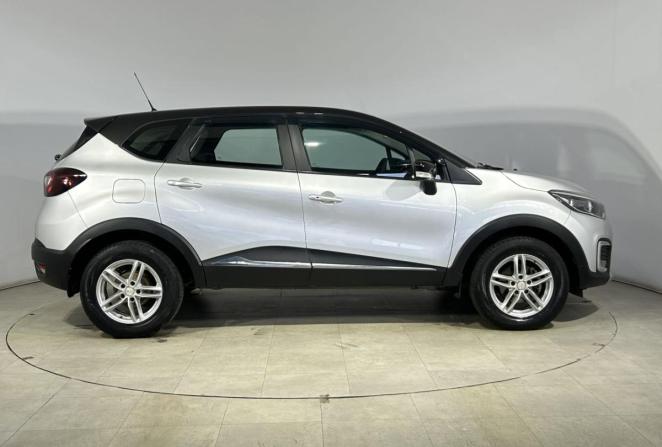 Renault Kaptur I с пробегом 2017 года, цена 1 610 000 рублей, 91112 км, внедорожник, Автокод Объявления