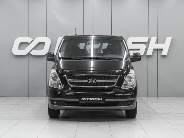 Hyundai H-1 II с пробегом 2010 года, цена 1 520 000 рублей, 247864 км, минивэн, Автокод Объявления