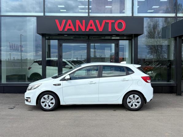Kia Rio III Рестайлинг с пробегом 2017 года, цена 1 100 000 рублей, 142710 км, хэтчбек, Автокод Объявления