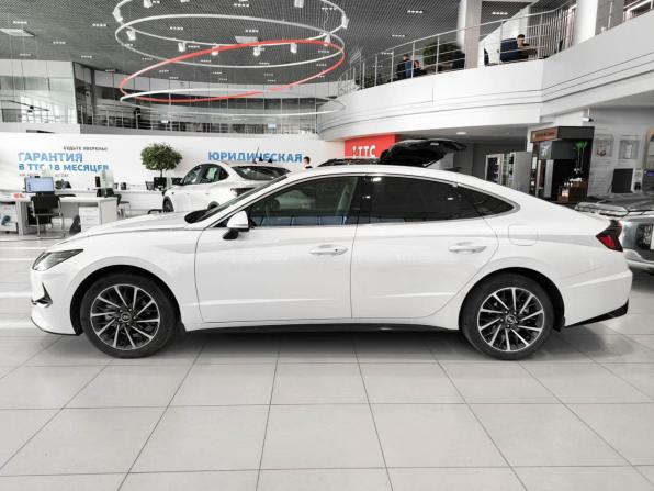 Hyundai Sonata VIII (DN8) с пробегом 2022 года, цена 2 599 000 рублей, 88767 км, седан, Автокод Объявления
