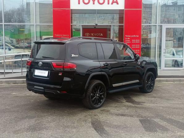 Toyota Land Cruiser 300 Series с пробегом 2022 года, цена 12 100 000 рублей, 36200 км, внедорожник, Автокод Объявления