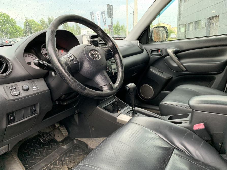 Toyota RAV4 II (XA20) Рестайлинг Великие Луки  - изображение 10