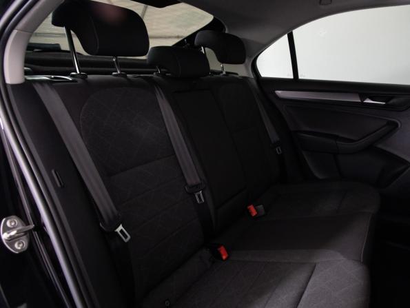 Volkswagen Polo VI с пробегом 2021 года, цена 1 549 000 рублей, 121768 км, лифтбек, Автокод Объявления