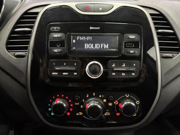 Renault Kaptur I с пробегом 2018 года, цена 1 300 000 рублей, 207000 км, внедорожник, Автокод Объявления