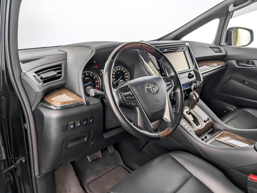 Toyota Alphard III Москва  - изображение 16