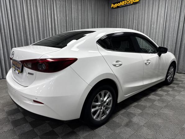 Mazda Axela III Рестайлинг с пробегом 2017 года, цена 1 570 000 рублей, 95146 км, седан, Автокод Объявления