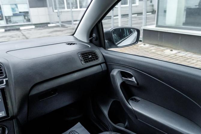 Volkswagen Polo V Рестайлинг с пробегом 2020 года, цена 1 020 000 рублей, 86000 км, седан, Автокод Объявления