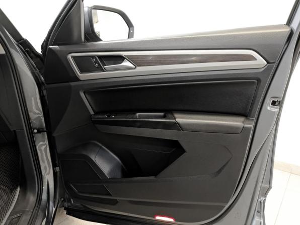 Volkswagen Teramont I с пробегом 2019 года, цена 3 510 000 рублей, 94124 км, внедорожник, Автокод Объявления