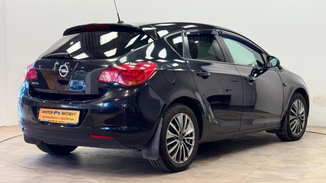 Opel Astra J с пробегом 2011 года, цена 450 000 рублей, 298765 км, хэтчбек, Автокод Объявления