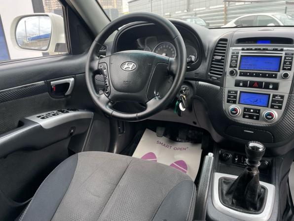 Hyundai Santa Fe II с пробегом 2009 года, цена 990 000 рублей, 285200 км, внедорожник, Автокод Объявления