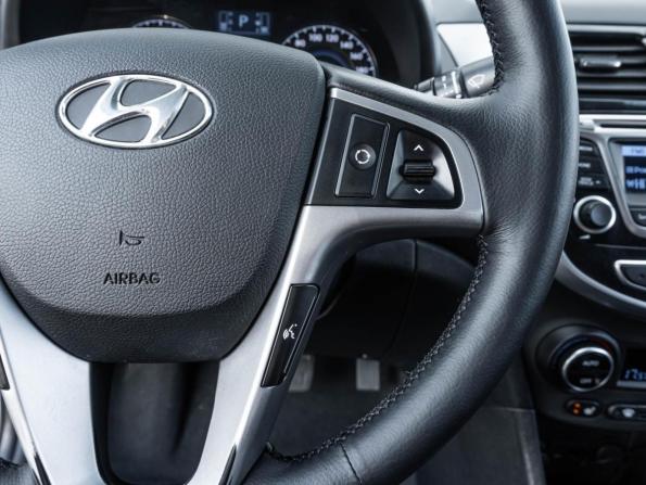 Hyundai Solaris I Рестайлинг с пробегом 2014 года, цена 1 130 000 рублей, 188242 км, седан, Автокод Объявления