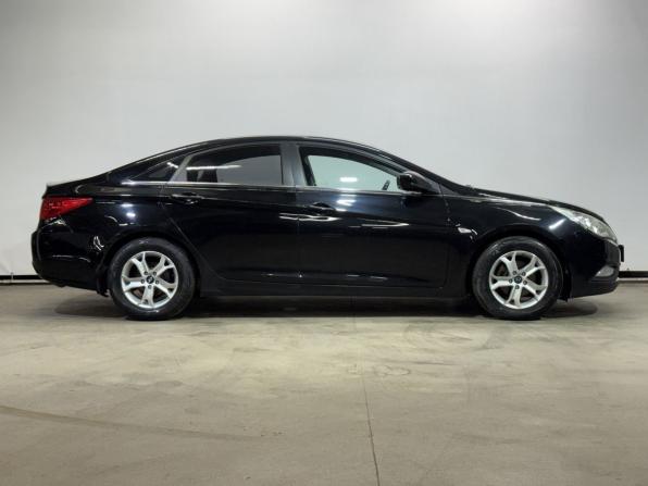 Hyundai Sonata VI (YF) с пробегом 2011 года, цена 1 175 000 рублей, 235092 км, седан, Автокод Объявления