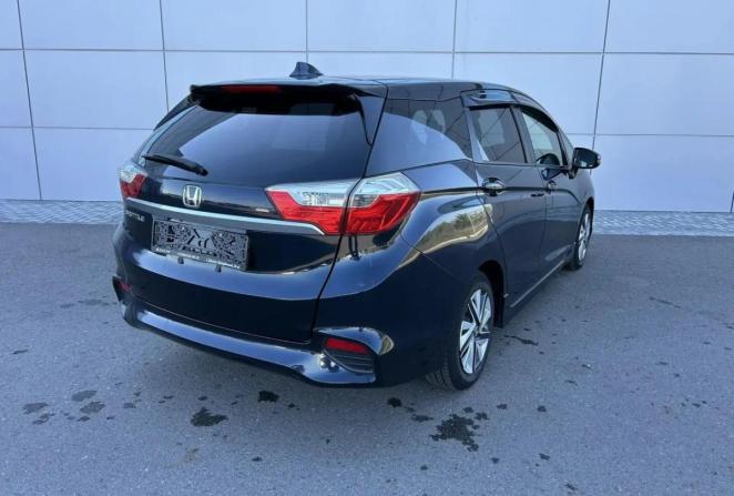 Honda Shuttle II с пробегом 2016 года, цена 1 300 000 рублей, 86651 км, универсал, Автокод Объявления