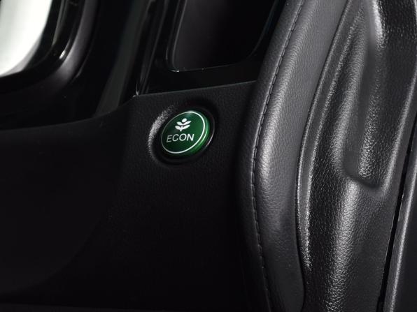 Honda Shuttle II с пробегом 2017 года, цена 1 099 999 рублей, 215510 км, универсал, Автокод Объявления
