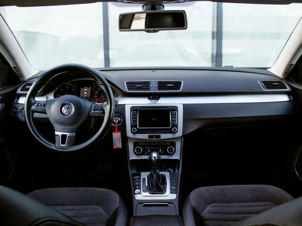 Volkswagen Passat B7 с пробегом 2011 года, цена 1 249 000 рублей, 198021 км, седан, Автокод Объявления