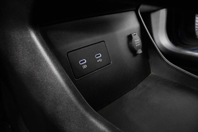 Geely Monjaro I с пробегом 2023 года, цена 3 044 900 рублей, 109741 км, внедорожник, Автокод Объявления