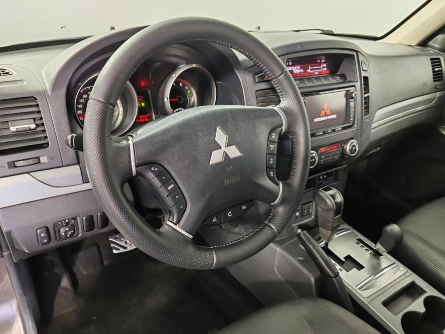 Mitsubishi Pajero IV Рестайлинг 1 Москва  - изображение 20