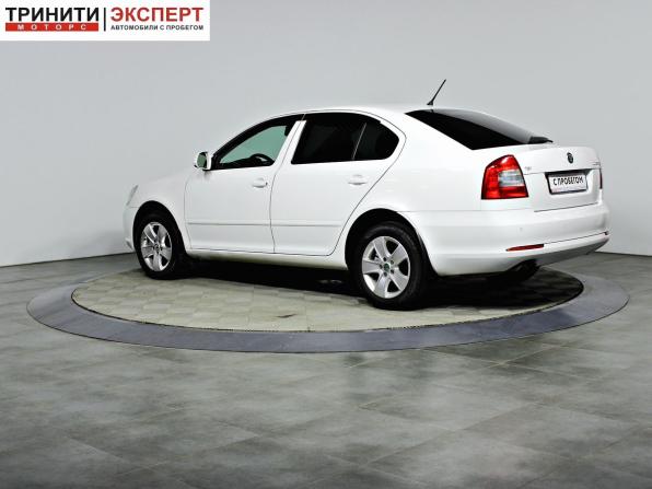 Skoda Octavia II (A5) Рестайлинг с пробегом 2012 года, цена 897 000 рублей, 245453 км, лифтбек, Автокод Объявления