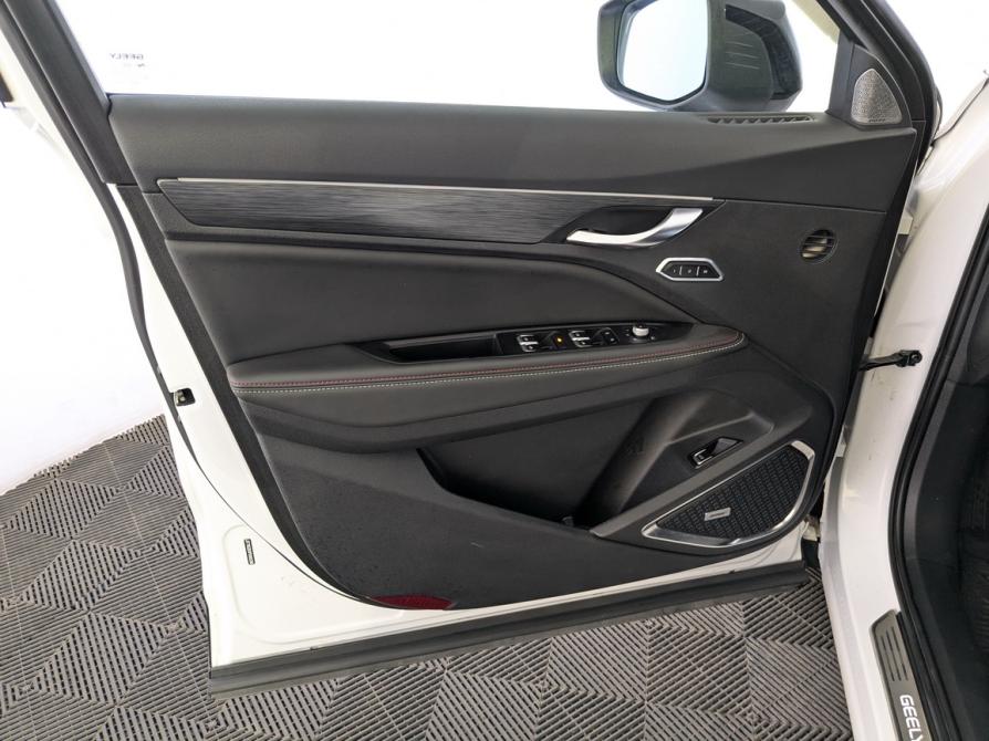 Geely Tugella I Москва  - изображение 19