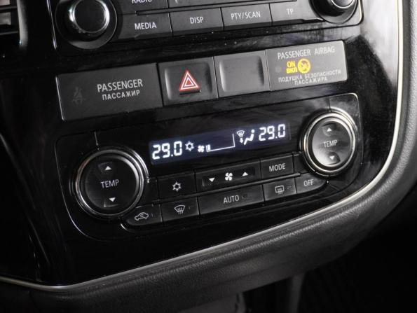 Mitsubishi Outlander III Рестайлинг 2 с пробегом 2017 года, цена 2 149 000 рублей, 75841 км, внедорожник, Автокод Объявления