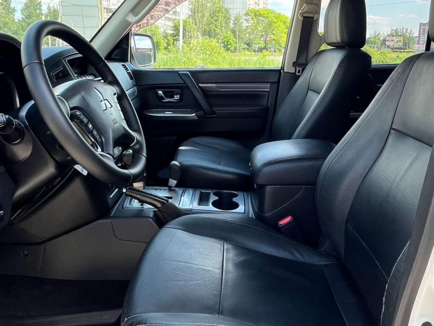 Mitsubishi Pajero IV Рестайлинг 1 Ярославль  - изображение 24