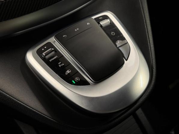 Mercedes-Benz V-Класс III (W447) Рестайлинг с пробегом 2020 года, цена 5 252 000 рублей, 99431 км, минивэн, Автокод Объявления