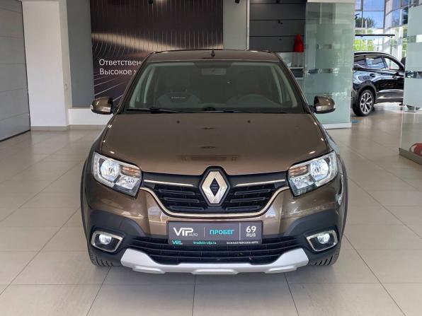 Renault Logan II Рестайлинг с пробегом 2022 года, цена 1 455 000 рублей, 52265 км, седан, Автокод Объявления