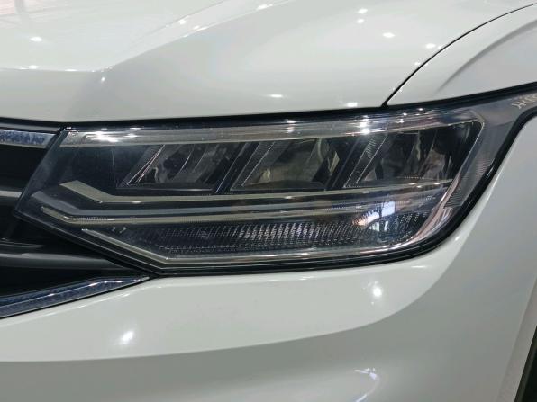 Volkswagen Tiguan II Рестайлинг с пробегом 2021 года, цена 2 530 000 рублей, 111650 км, внедорожник, Автокод Объявления