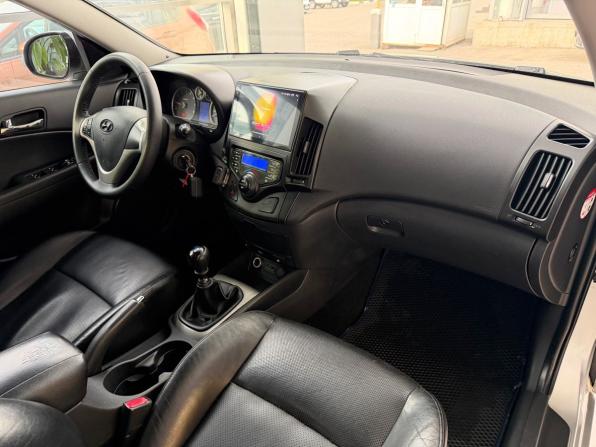 Hyundai i30 I с пробегом 2009 года, цена 670 000 рублей, 262000 км, хэтчбек, Автокод Объявления