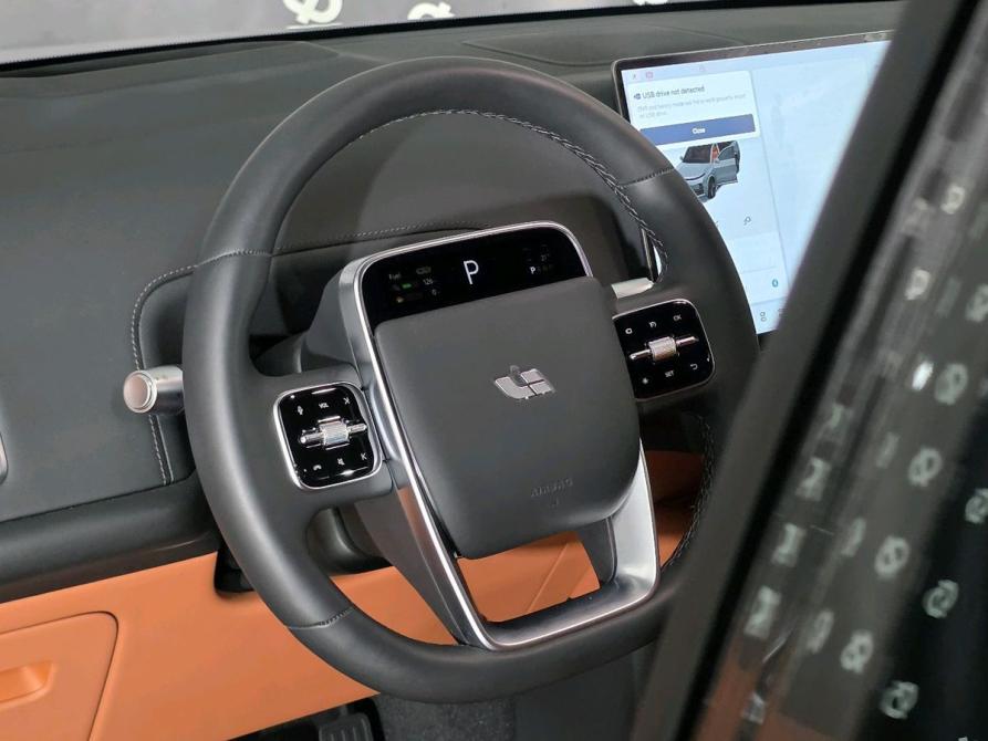 Li Auto (Lixiang) L9 I Рестайлинг Новосибирск  - изображение 18