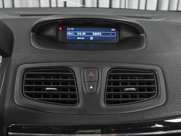 Renault Fluence I Рестайлинг с пробегом 2013 года, цена 909 000 рублей, 187400 км, седан, Автокод Объявления