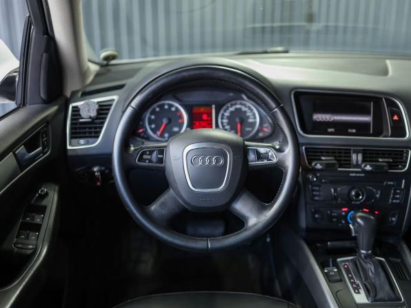 Audi Q5 I (8R) с пробегом 2012 года, цена 1 349 000 рублей, 182000 км, внедорожник, Автокод Объявления
