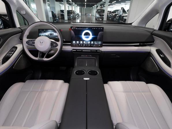 Voyah Dream I с пробегом 2025 года, цена 8 150 000 рублей, 50 км, минивэн, Автокод Объявления