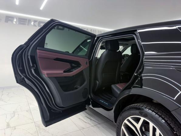 Land Rover Range Rover Evoque II Рестайлинг с пробегом 2025 года, цена 5 399 000 рублей, 3060 км, внедорожник, Автокод Объявления