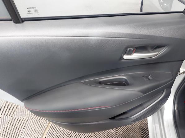 Toyota Levin XII (E210) с пробегом 2021 года, цена 1 850 000 рублей, 31450 км, седан, Автокод Объявления