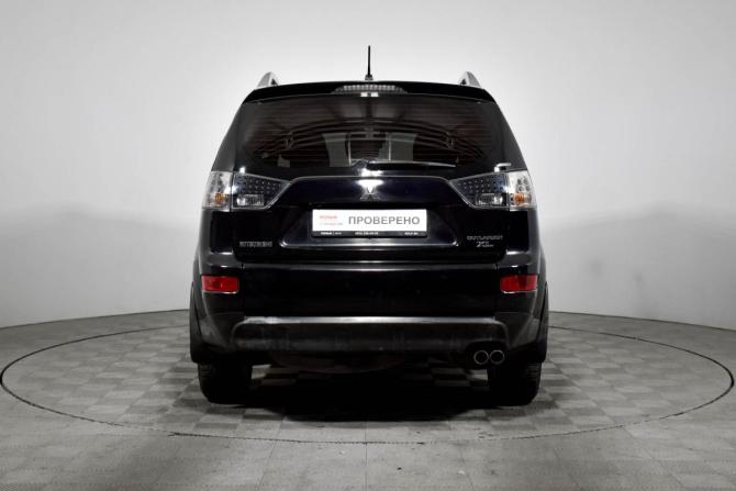 Mitsubishi Outlander II с пробегом 2008 года, цена 955 000 рублей, 175559 км, внедорожник, Автокод Объявления
