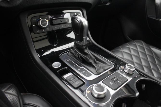 Volkswagen Touareg II Рестайлинг с пробегом 2017 года, цена 3 600 000 рублей, 188527 км, внедорожник, Автокод Объявления