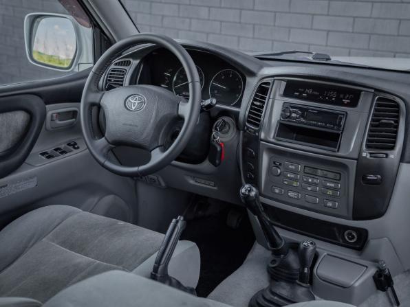 Toyota Land Cruiser 100 Series Рестайлинг 2 с пробегом 2007 года, цена 2 280 000 рублей, 544518 км, внедорожник, Автокод Объявления