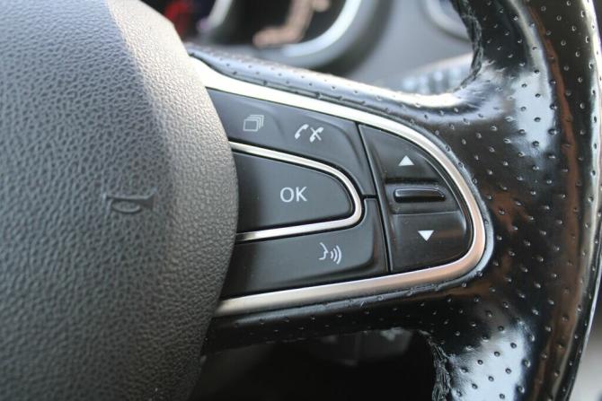 Renault Scenic IV с пробегом 2018 года, цена 1 650 000 рублей, 123000 км, минивэн, Автокод Объявления