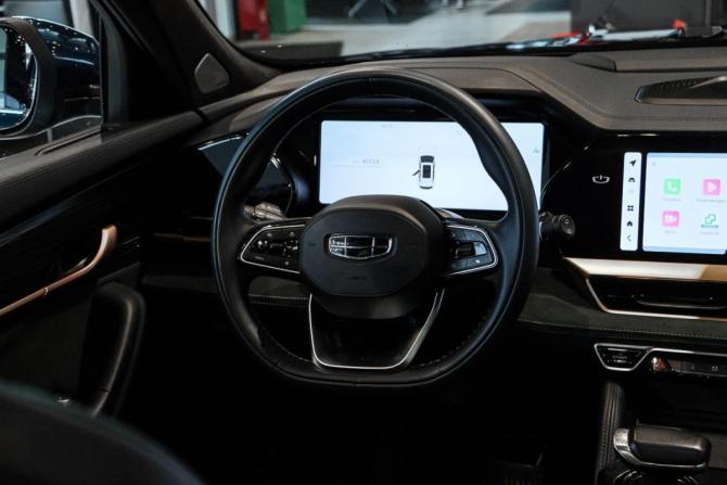 Geely Monjaro I с пробегом 2023 года, цена 3 050 000 рублей, 40317 км, внедорожник, Автокод Объявления